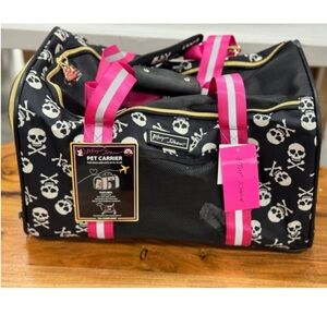 Betsey Johnson Black & Pink Skulls Pet Carrier Bag Small Dogs Cats to 16 LB NWT